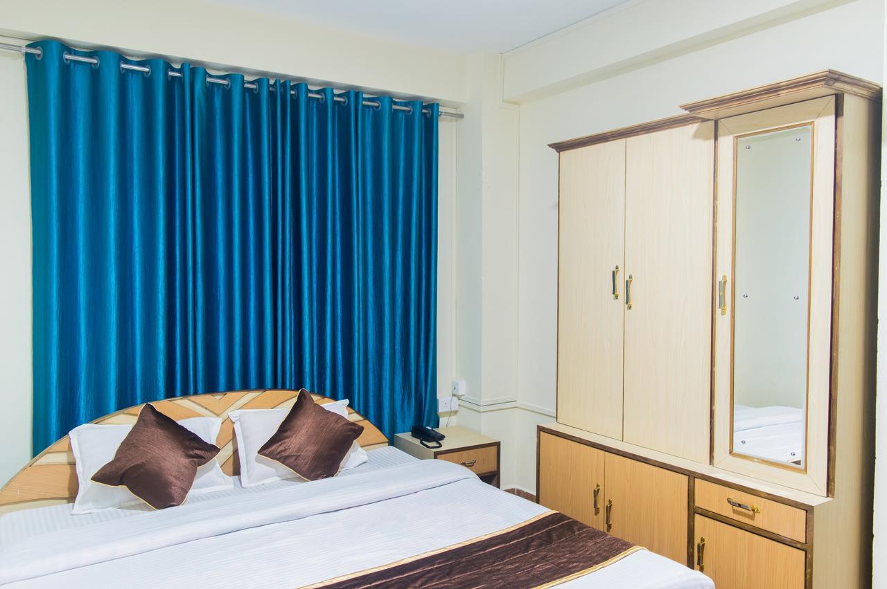 Oyo 11515 The Lily Guest House Shillong Exterior photo